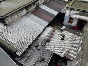 পুরাতন ঢাকার সুত্রাপুরে ১৬ বেডরুমের ফার্নিশড বাড়ি বিক্রয় হবে
