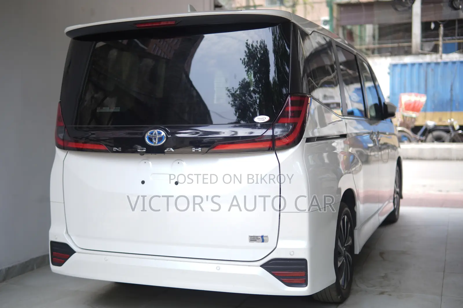 Toyota Noah 2022 White