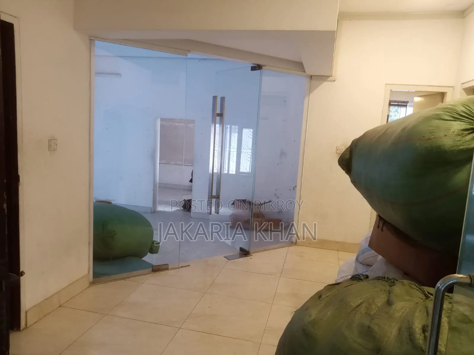 4-bedroom Apartment in Uttara for rent