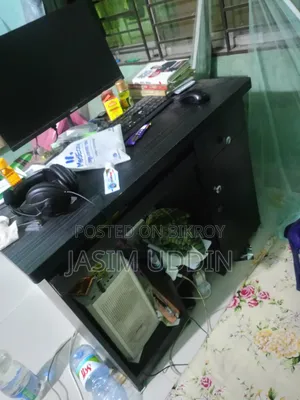কম্পিউটার/রিডিং টেবিল বিক্রির জন্য