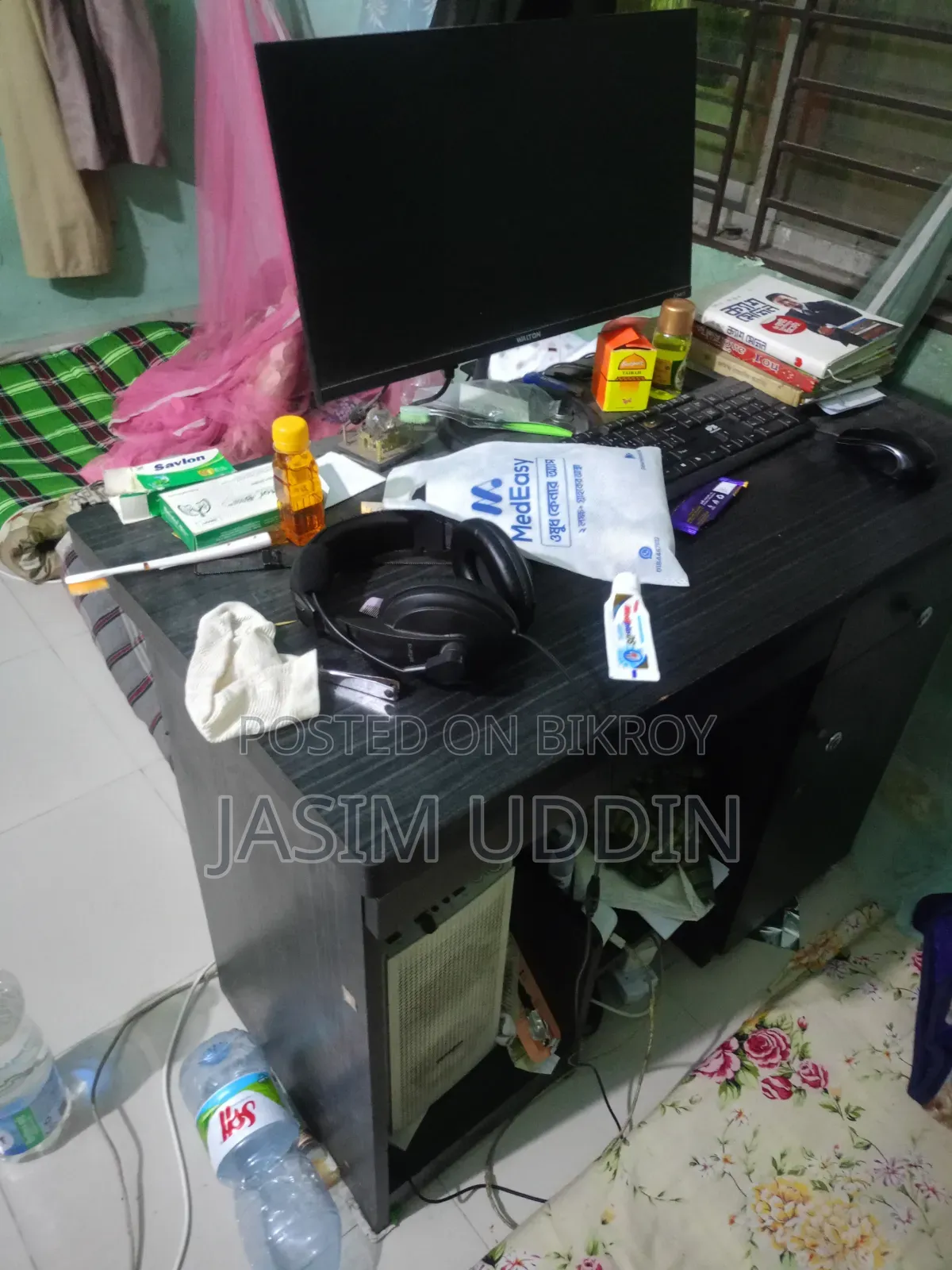 Computer/Reading Table Desk for Sale