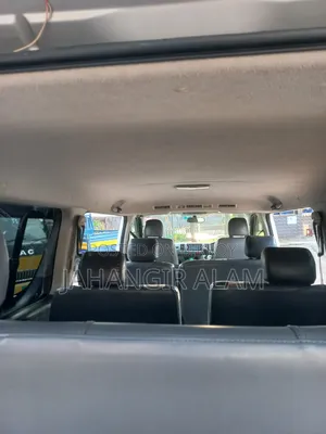 Toyota HiAce SV Premium 2013 Silver
