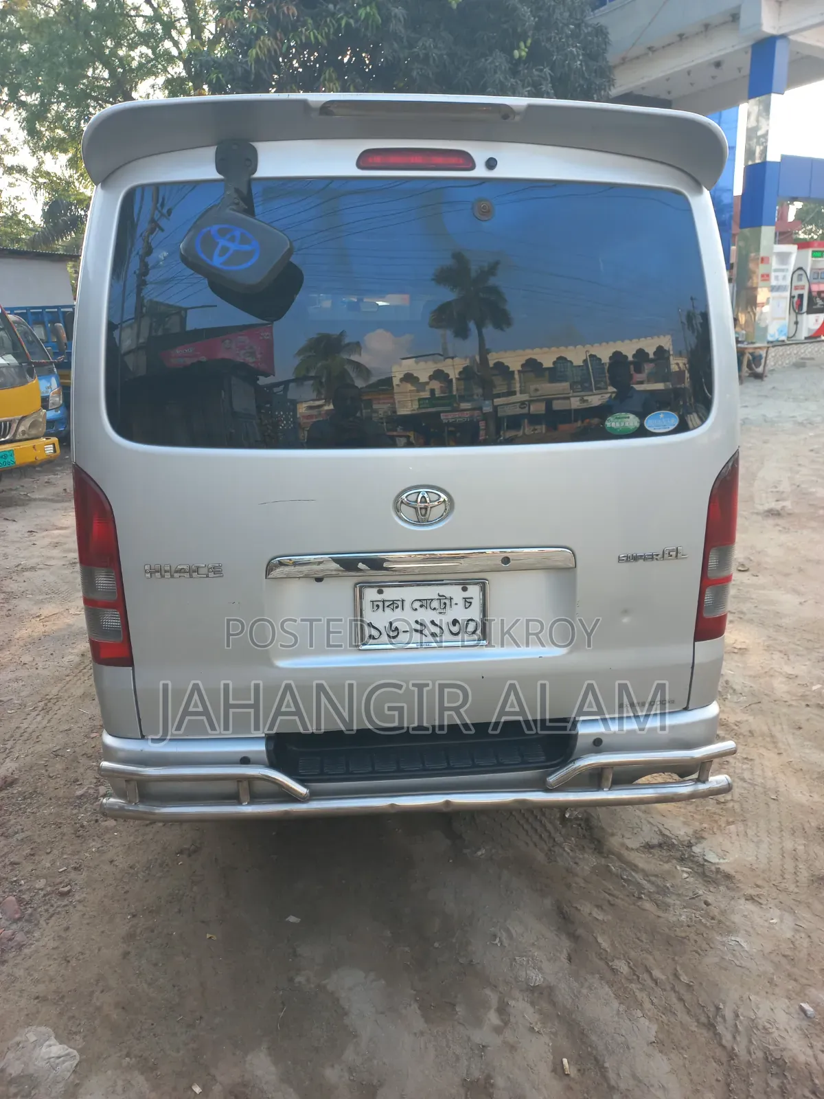 Toyota HiAce SV Premium 2013 Silver