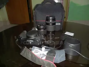 Canon Eos 700d 18-55mm Kit Lens 75 300mm Lens