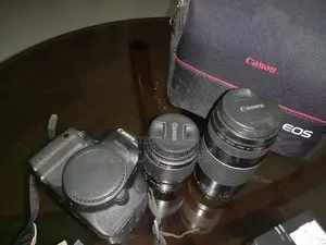 Canon Eos 700d 18-55mm Kit Lens 75 300mm Lens
