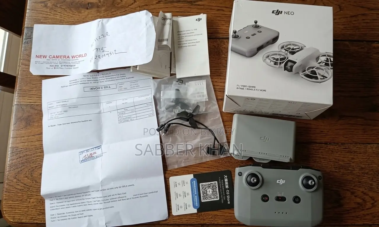 Dji Neo Accessories Sale: Rc-N3 Remote, 3-Battery Hub 1 Battery