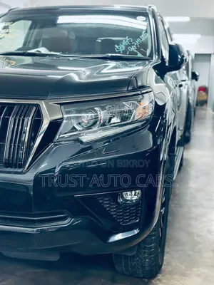 Toyota Land Cruiser Prado 2022 Black