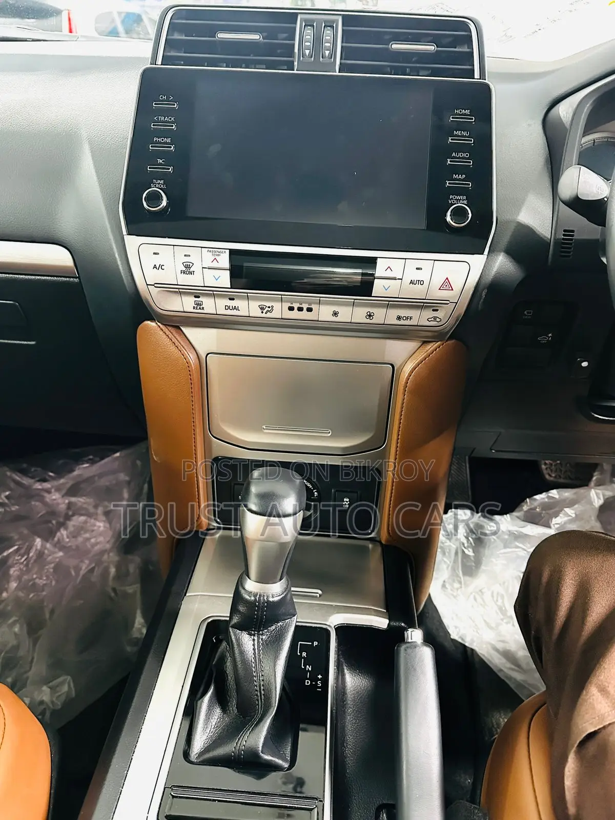 Toyota Land Cruiser Prado 2022 Black