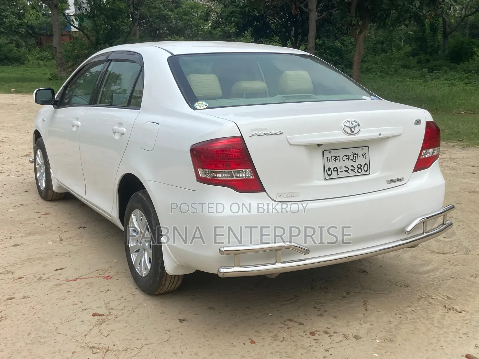 Toyota Axio 2009 White