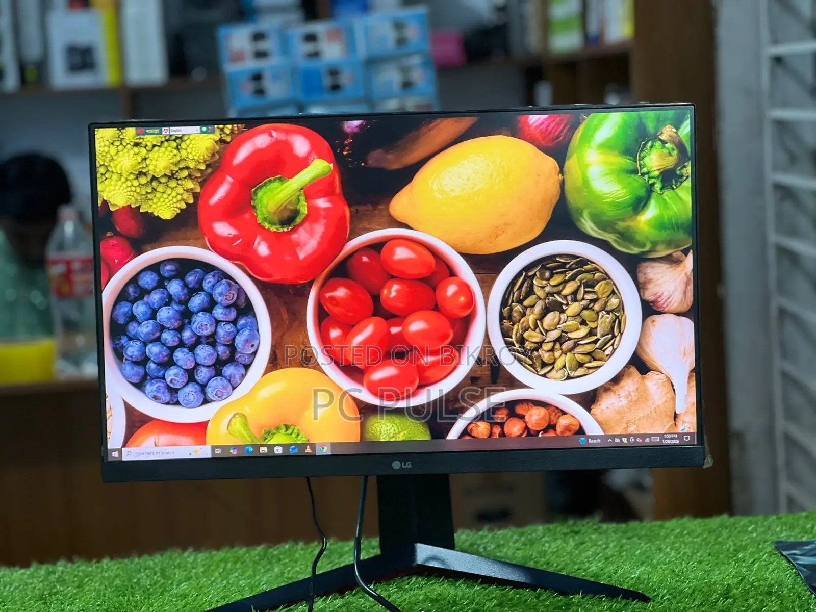 LG UltraGear 24-inch Gaming Monitor (Fresh Condition)