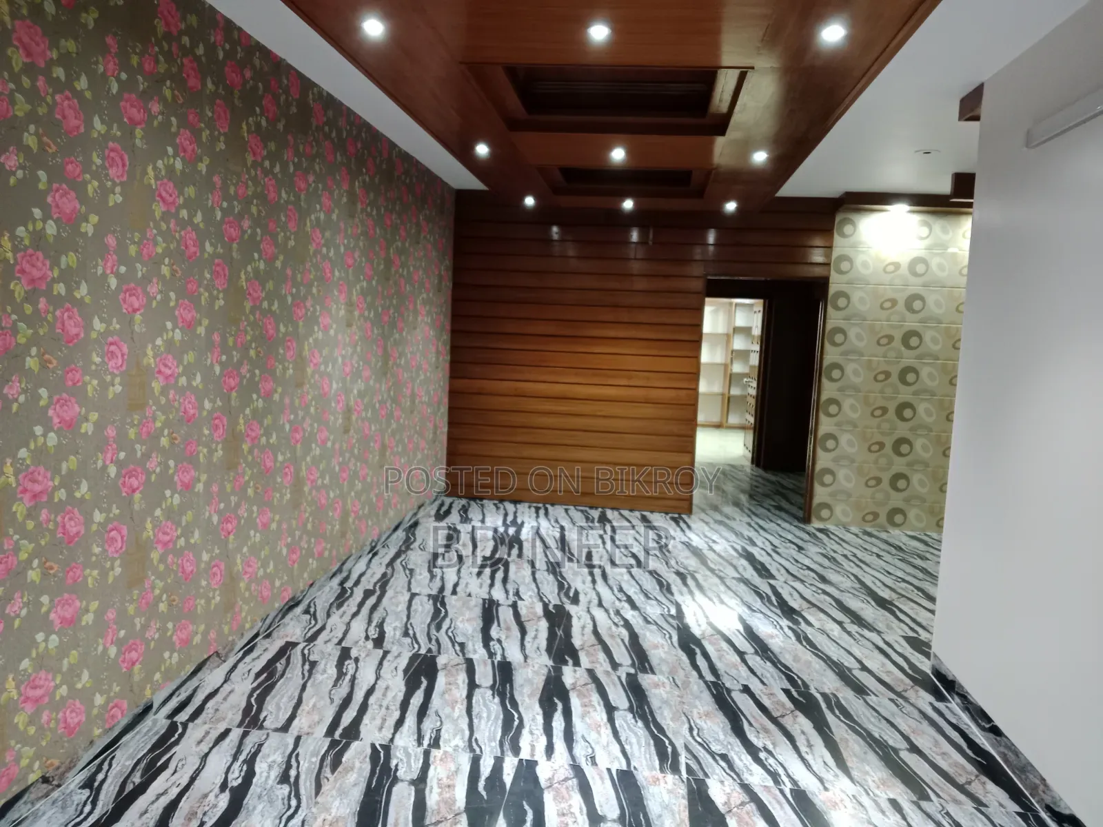 4-bedroom Apartment in Gulshan for Rent