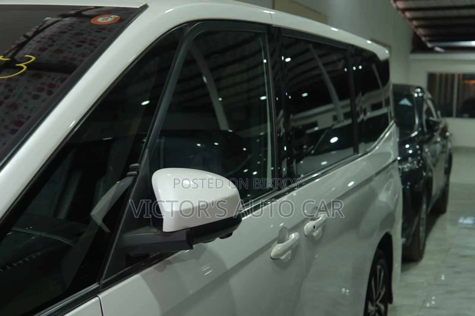 Toyota Noah 2023 White