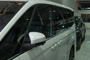 Toyota Noah 2023 White