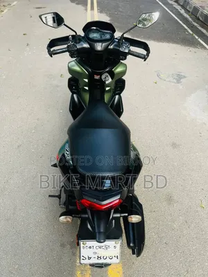 Yamaha 2022 Blue