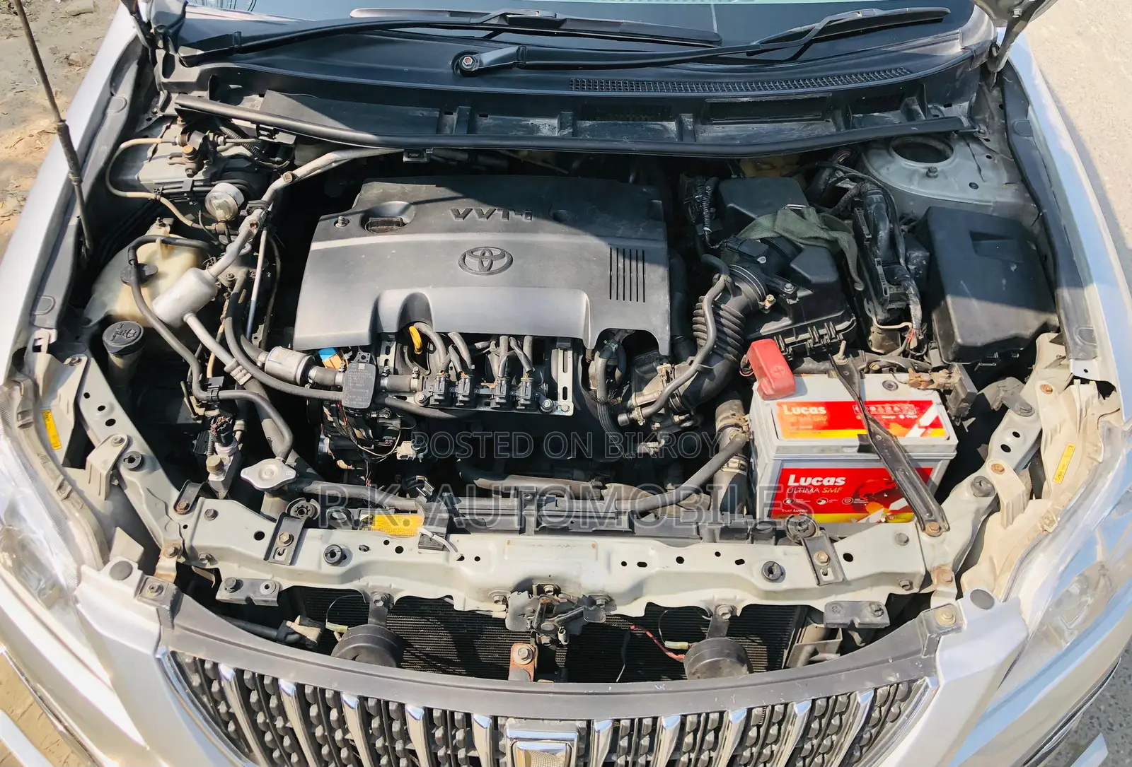 Toyota Premio 2012 Silver