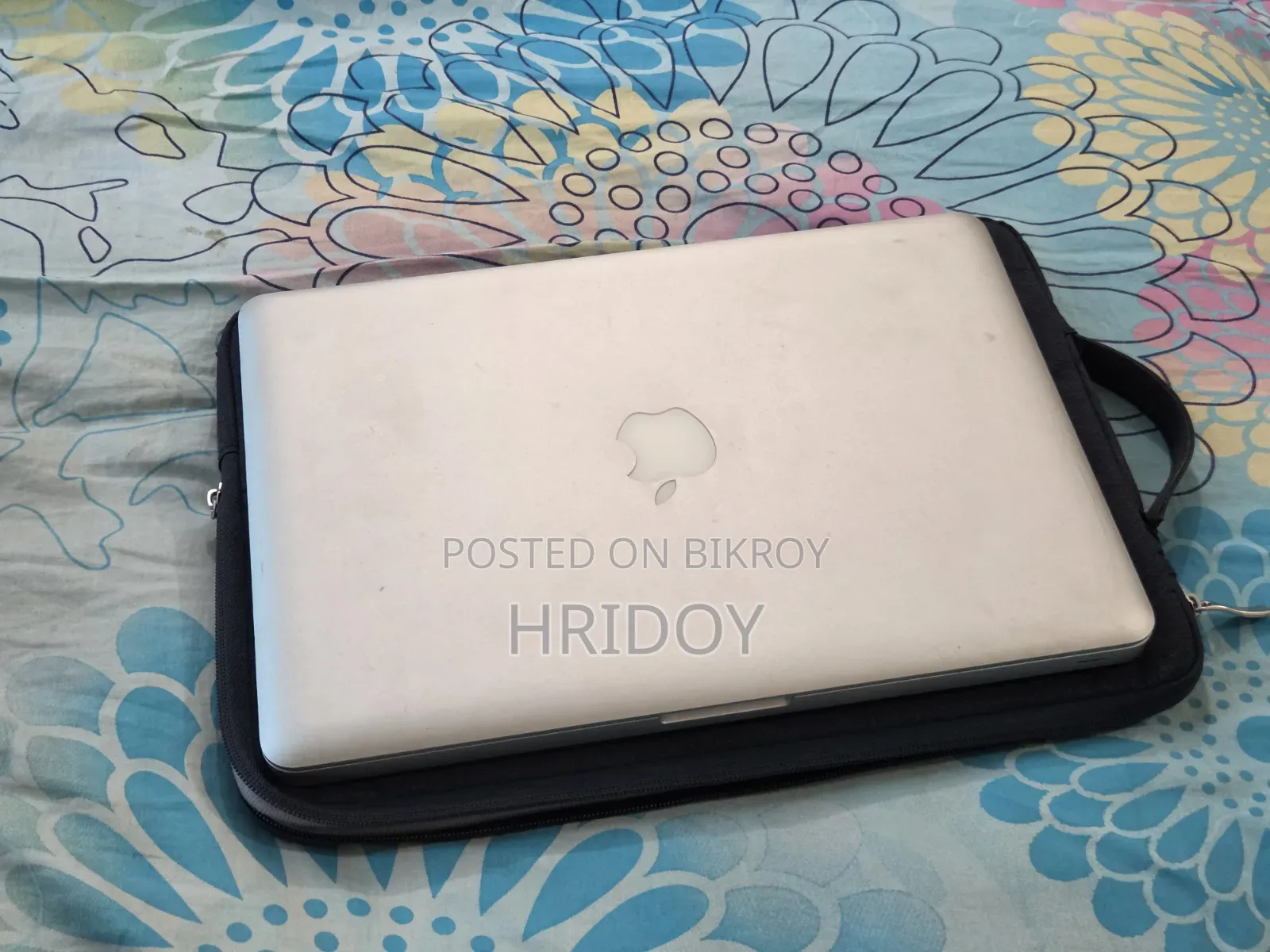Laptop Apple MacBook Pro 2011 4GB Intel Core I5 HDD 128GB