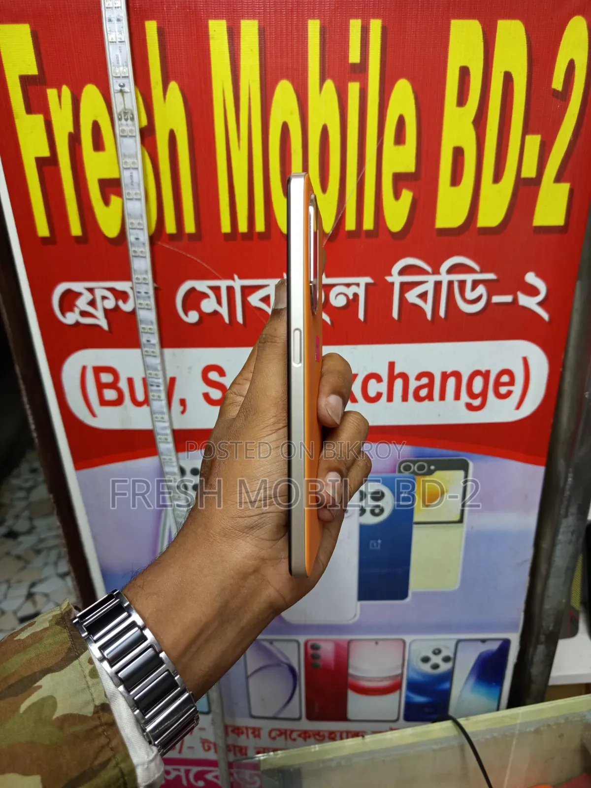 New Oppo A1 Pro 256 GB Orange