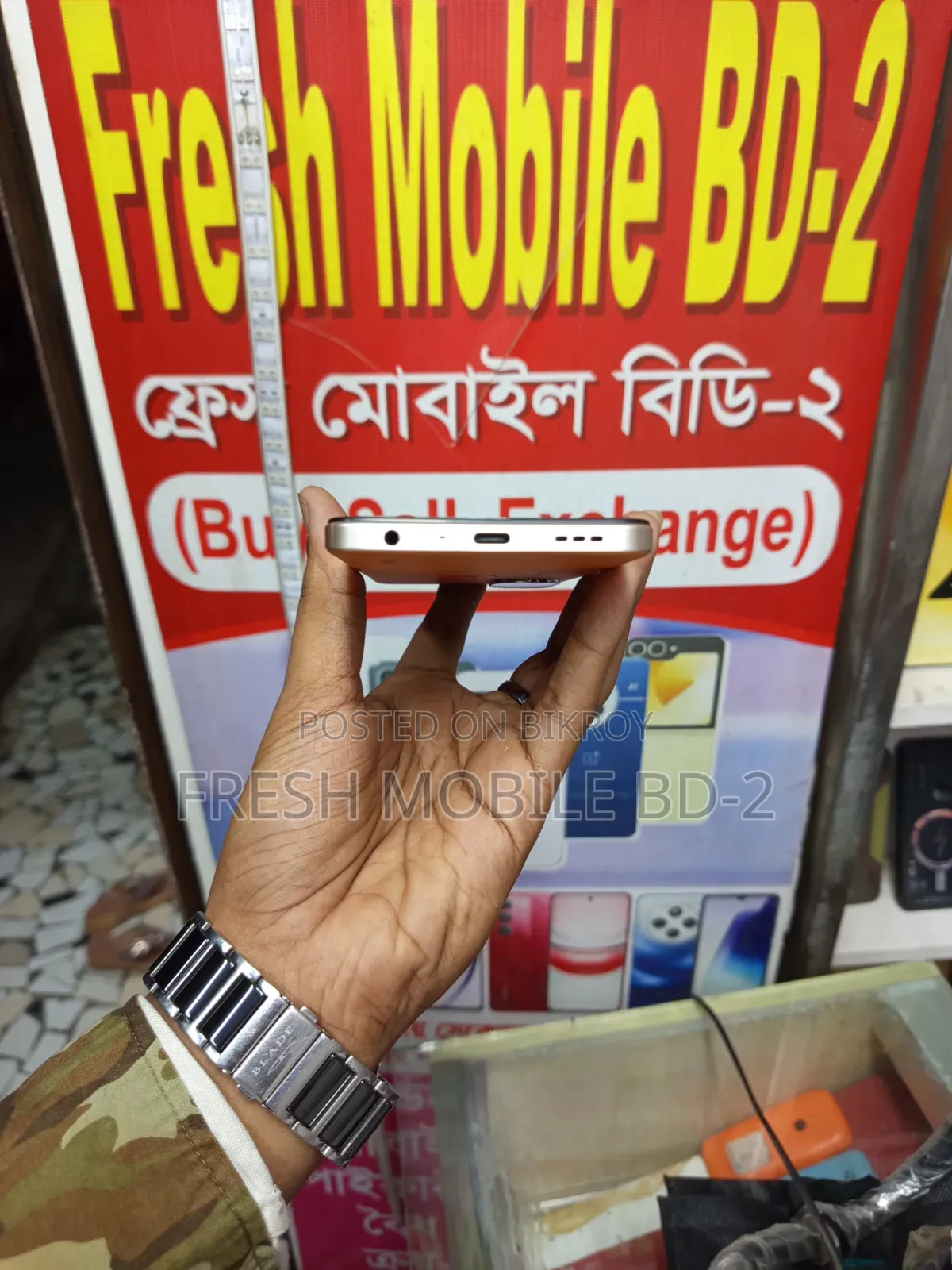 New Oppo A1 Pro 256 GB Orange
