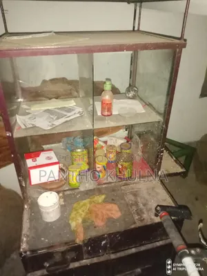 Betel leaf and cigarette sales box