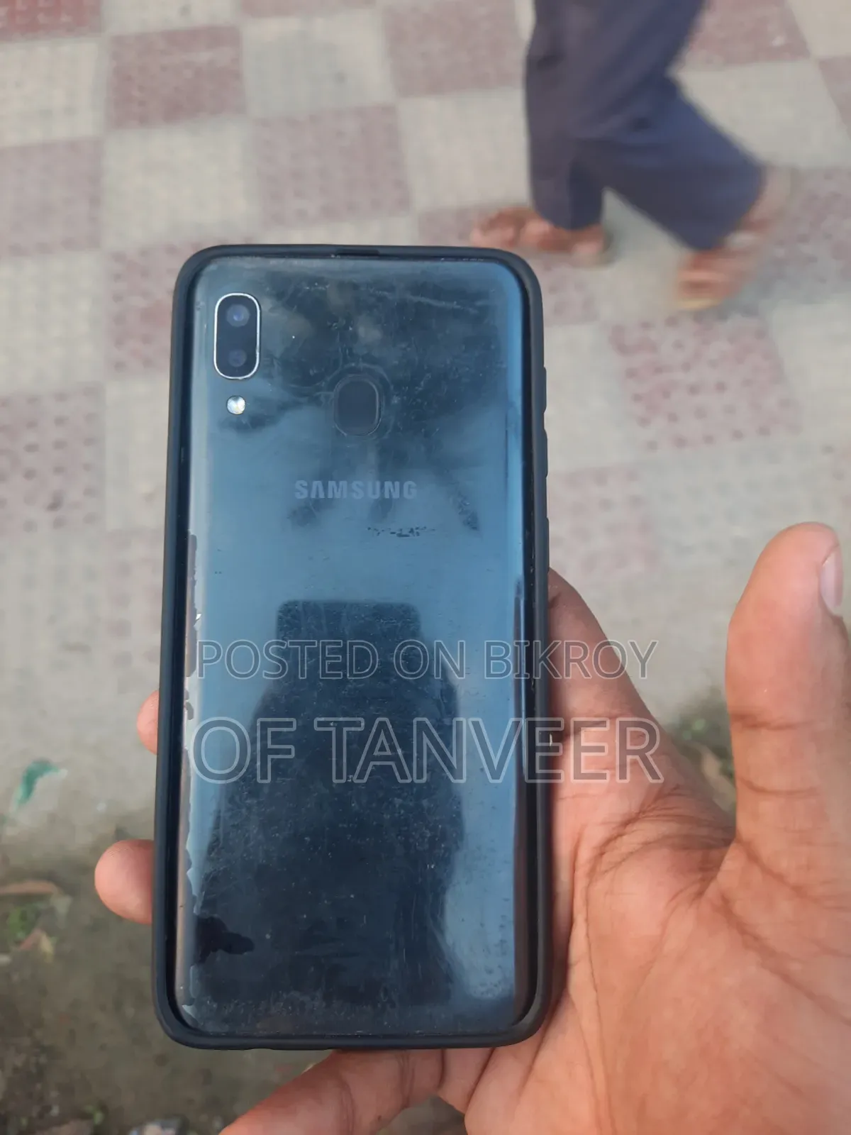 Samsung Galaxy A20 64 GB Black