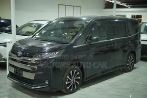 Toyota Noah 2023 Black