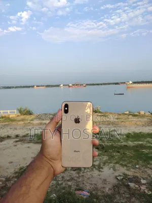 Apple iPhone XS Max 64 GB Gold