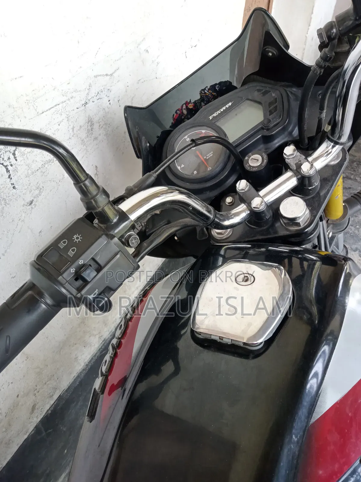 Bajaj Discover 125 2025 Black