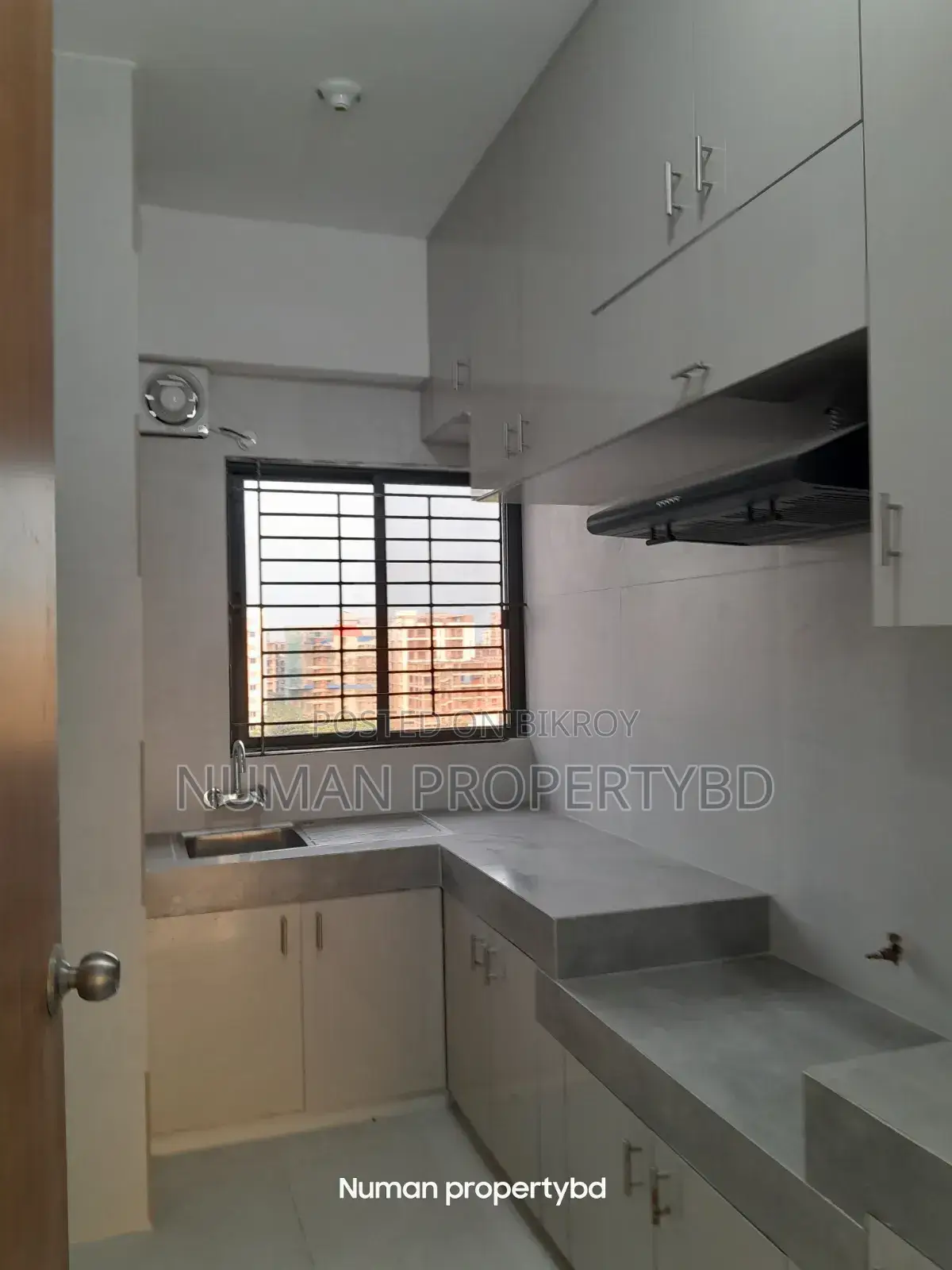3-bedroom Apartment in Bashundhara, Basundhara for Rent