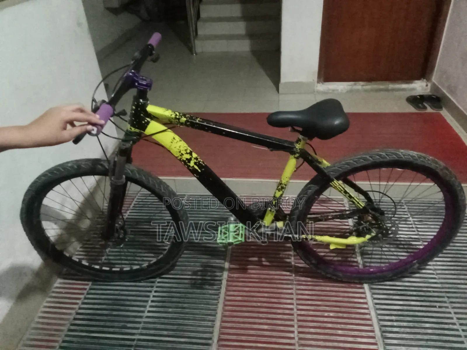 2E E500A 8 GB Blue