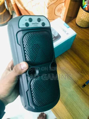 Bluetooth Speaker With FM