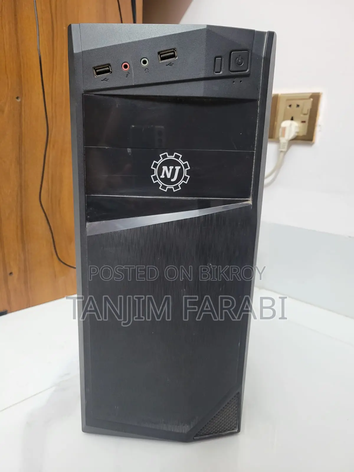 Desktop Computer MSI Model 4GB Intel Core I5 SSD 128GB