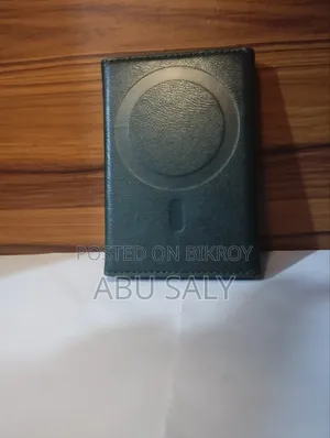 Magnetic Card Holder / Wallet