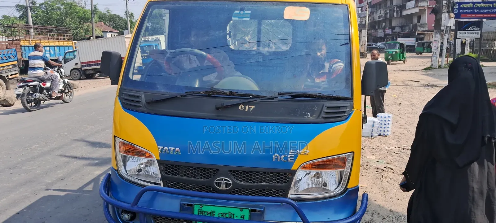 টাটা এক্স২ পিকআপ