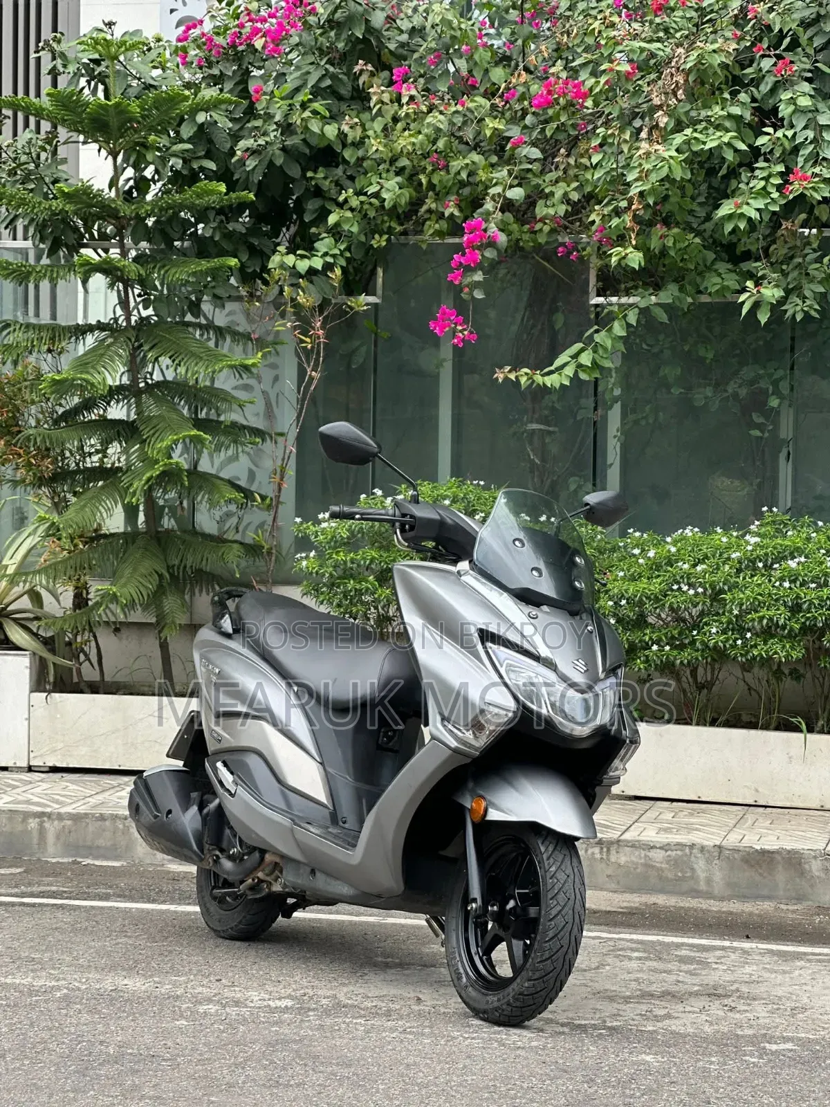 Suzuki Burgman 125 2022