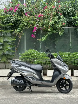 Suzuki Burgman 125 2022