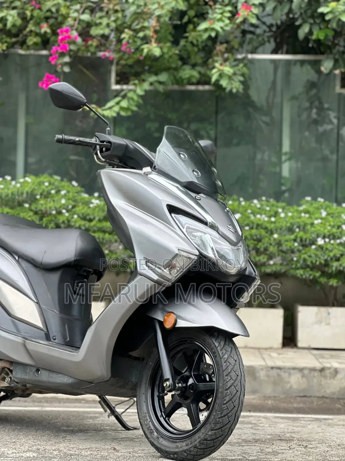 Suzuki Burgman 125 2022