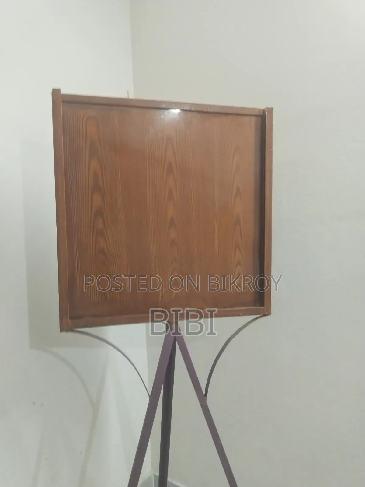 Stylish Board Display Stand for Offices or Restaurants