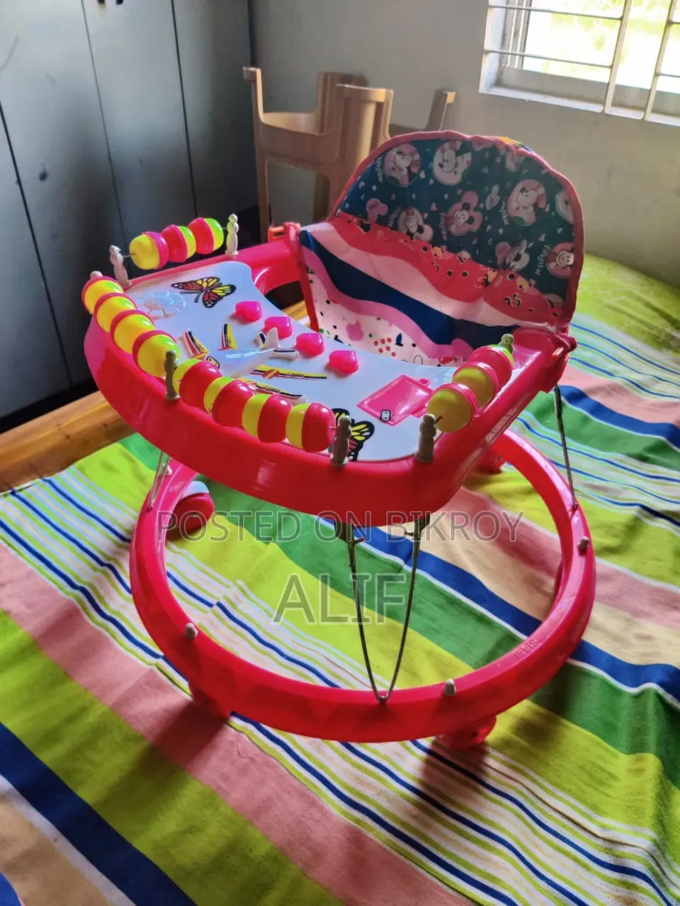 বেবি ওয়াকার