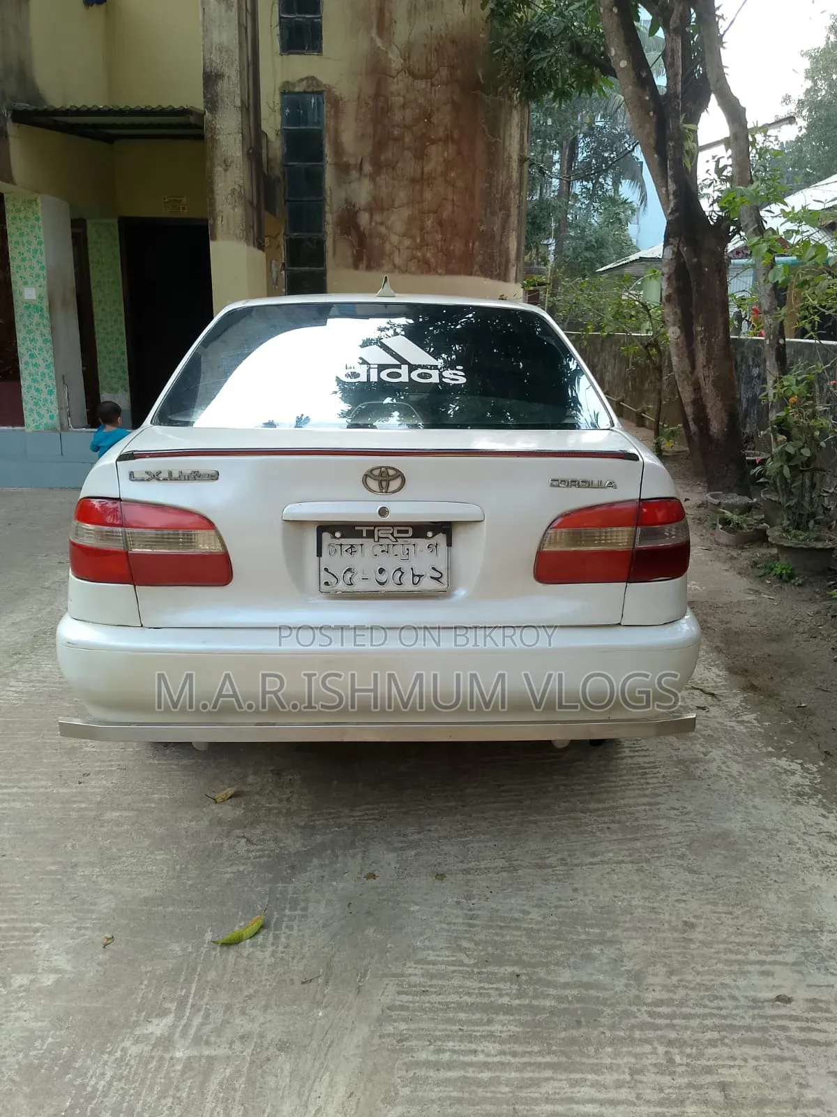 Toyota Corolla 1997 White