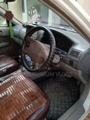 Toyota Corolla 1997 White