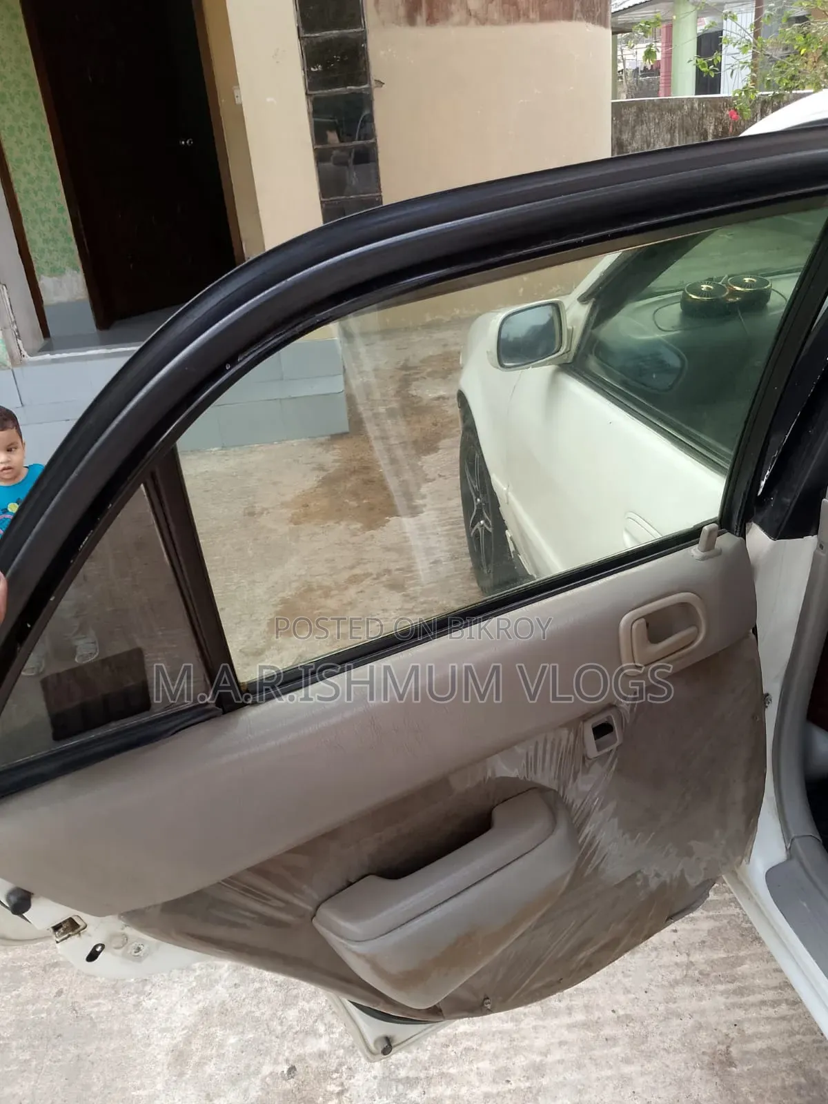 Toyota Corolla 1997 White