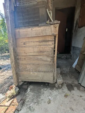  মুরগির দোতলা খোপ বিক্রয়