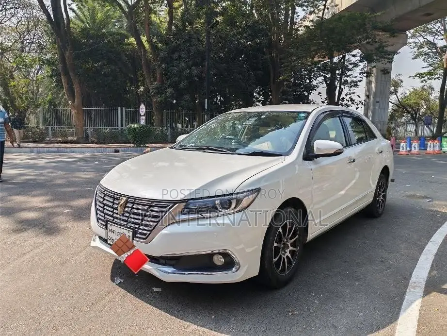 Toyota Premio 2018 Pearl