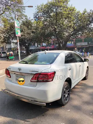 Toyota Premio 2018 Pearl