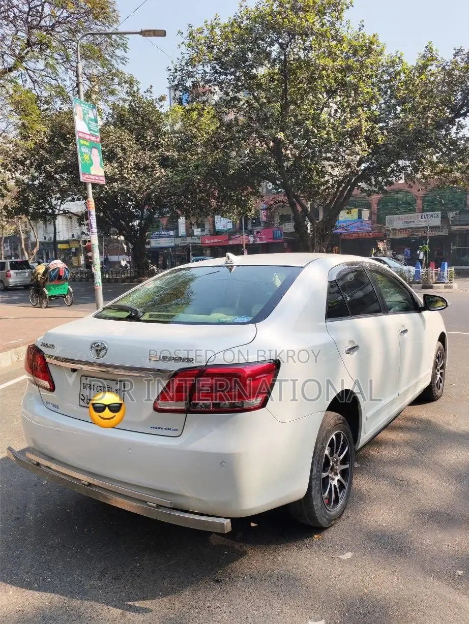 Toyota Premio 2018 Pearl