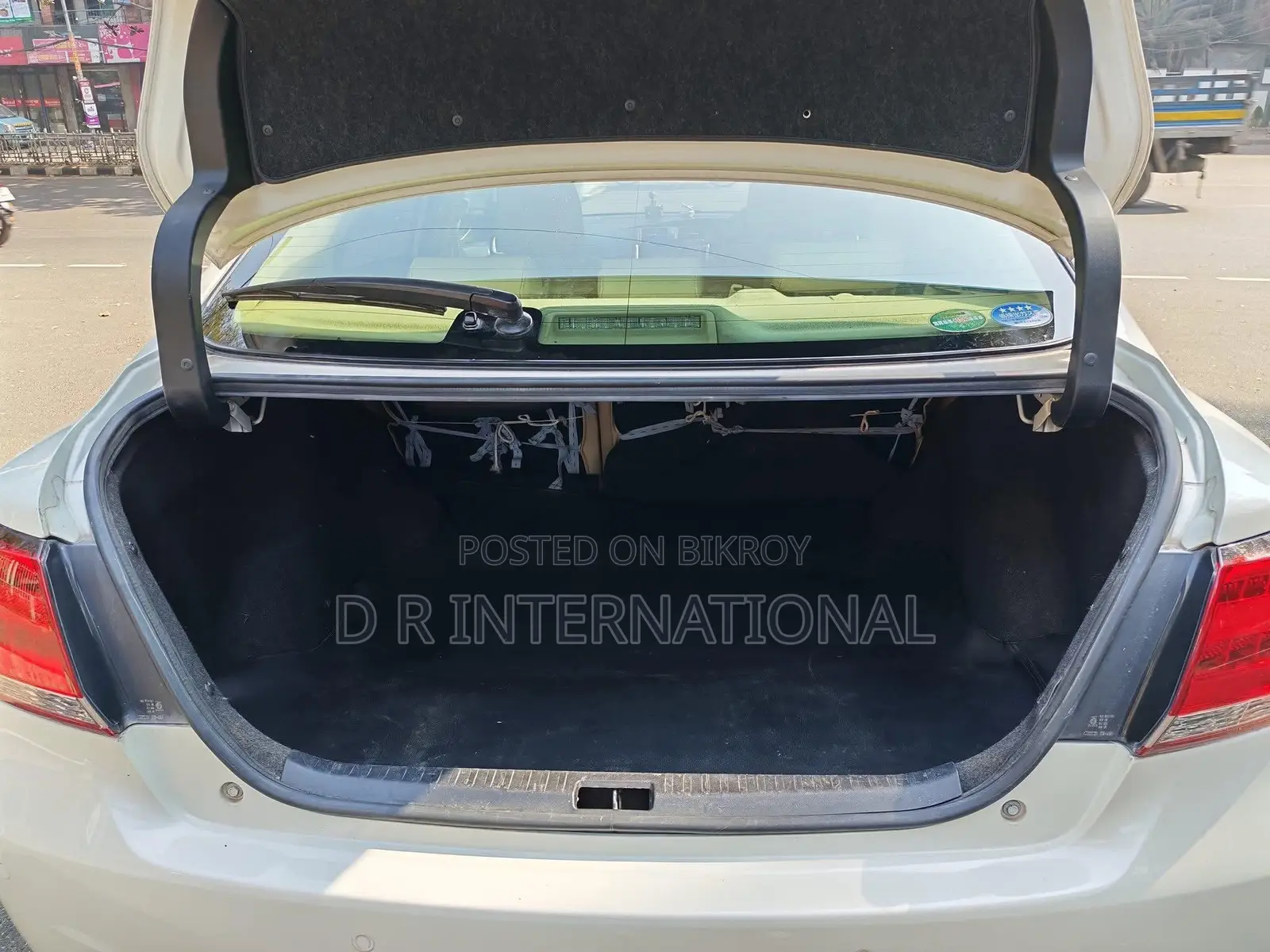 Toyota Premio 2018 Pearl