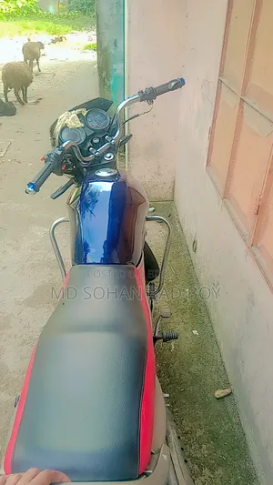 Yamaha 2005