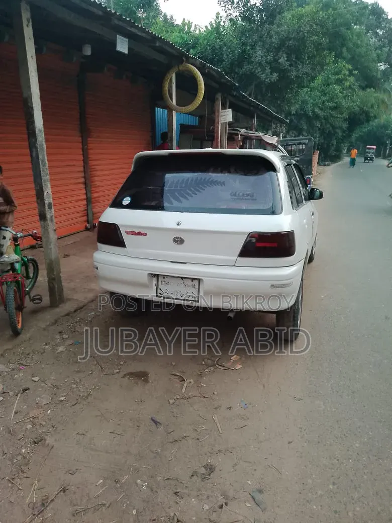 Toyota Starlet 1992 White