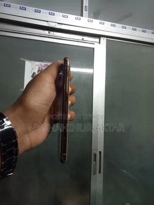 New Apple iPhone XS 64 GB Rose Gold