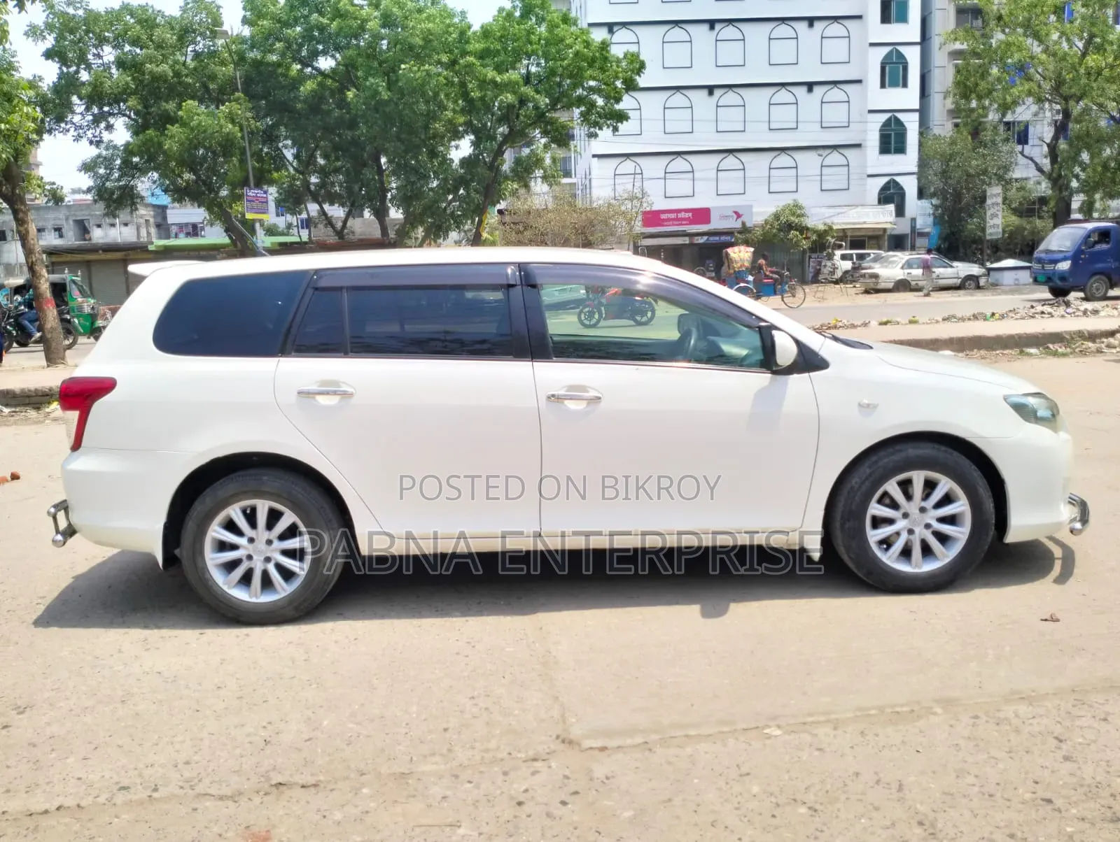 Toyota Corolla Fielder 2010 White